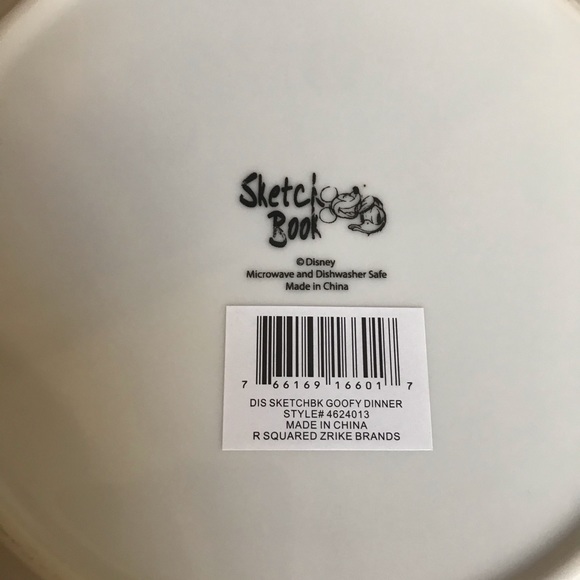 90th Celebration! Minnie Mickey Goofy Plates - Picture 7 of 7